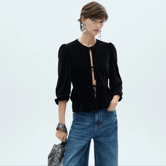 NWTS Mango Velvet Blouse With Bows - Picture 2 of 6